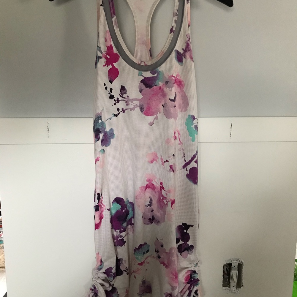 EUC Rare Lululemon It’s a Cinch Dress